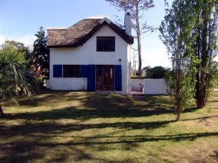 Casa Cabaña Azul